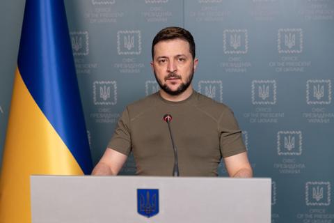 国際対話／ウクライナ大統領の発信力