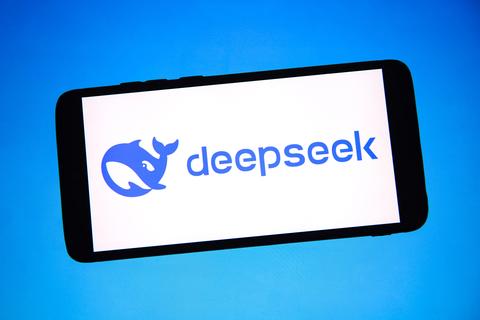 DeepSeekが起こすエネルギー問題：効率の良いAIはより多くの電力需要を意味する