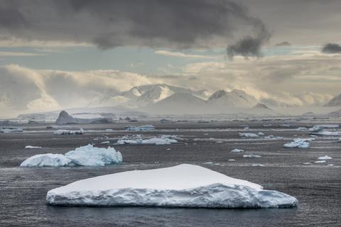 世界の海氷はティッピングポイントに達したのか？