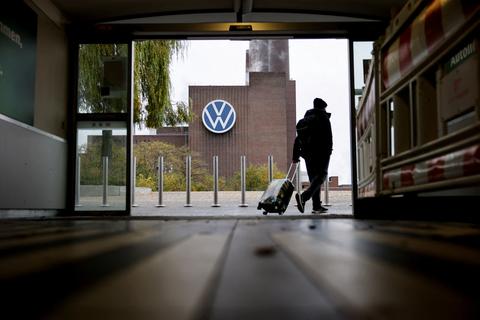 ドイツはグリーン政策で産業空洞化と雇用喪失が続く