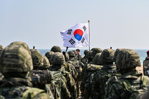 韓国新政権が直面する二重の試練：軍兵力減少と中国の軍事的影響力拡大