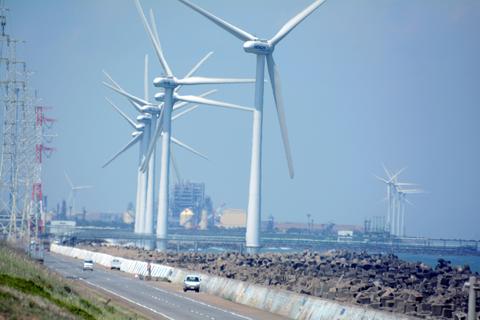 洋上風力発電の頓挫は、政府のグリーン計画（GX）がタイタニックのごとく沈没する予兆である