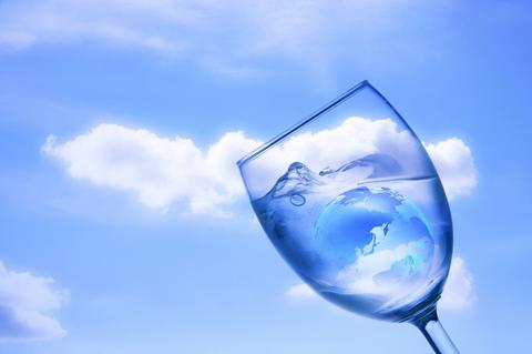 世界の気温が急速に低下していることをオールドメディアは報じない