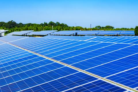 太陽光発電の大量導入を止めよ：国会参考人意見で訴えた国民負担の限界